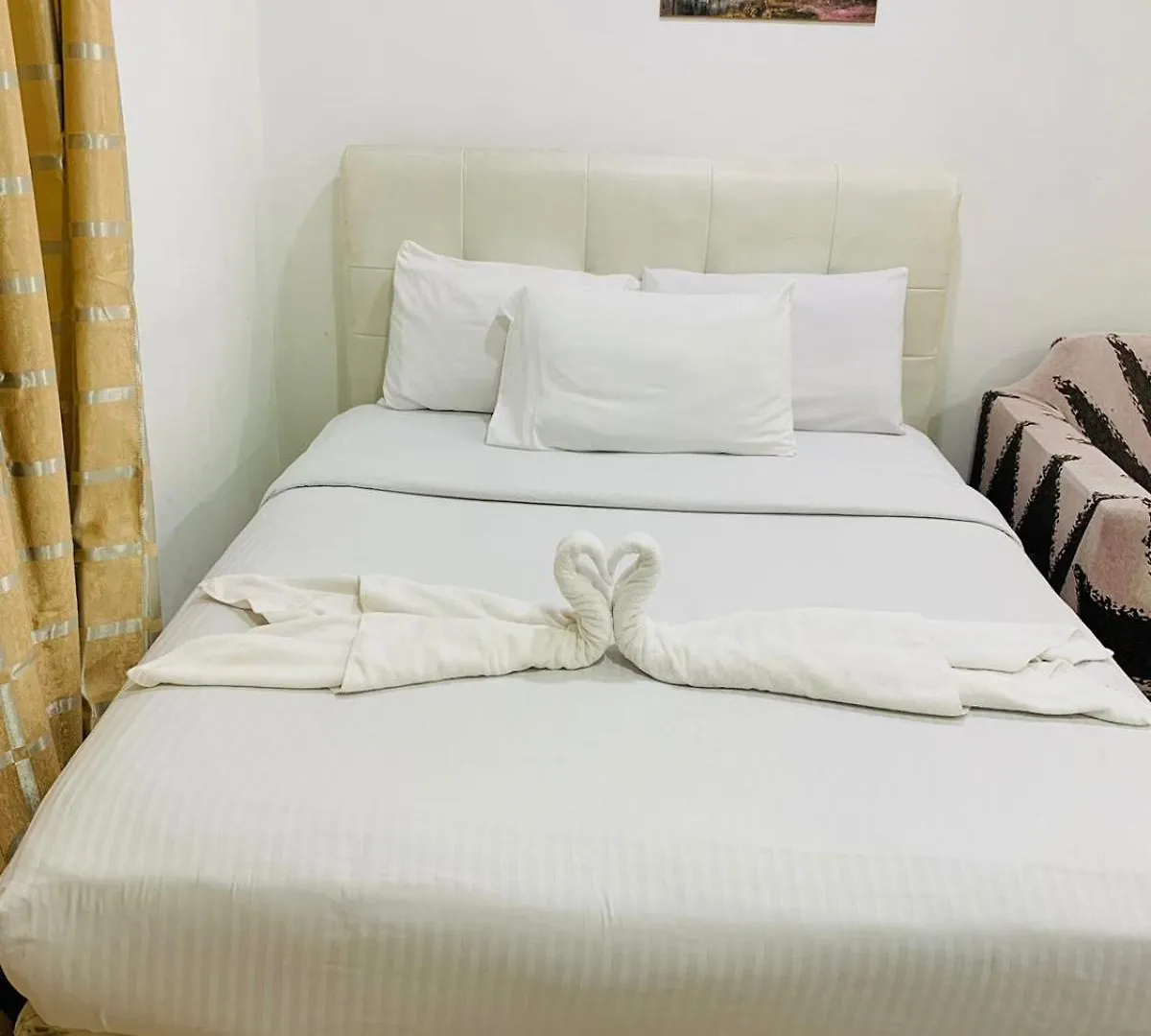아파트 The Tarragon Premier Residence 쿠알라룸푸르